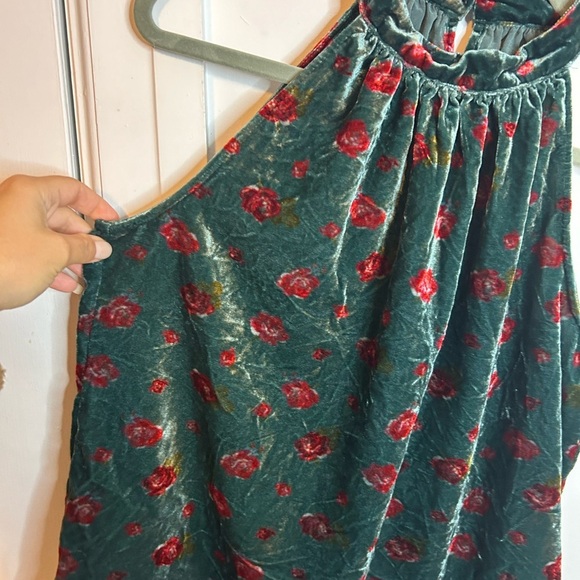 NWT Loft Floral Velvet Shirred Halter Top - Picture 8 of 8